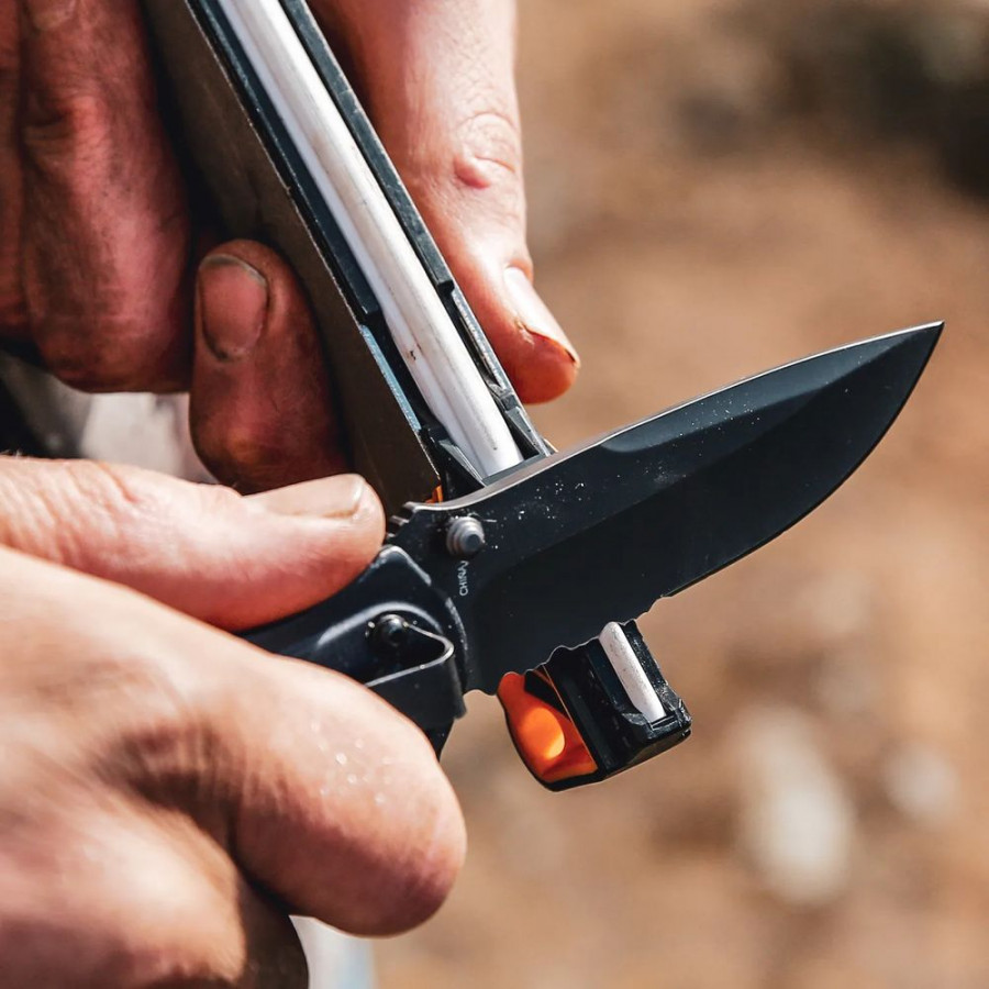 Точилка ручна Work Sharp Guided Field Sharpener 221