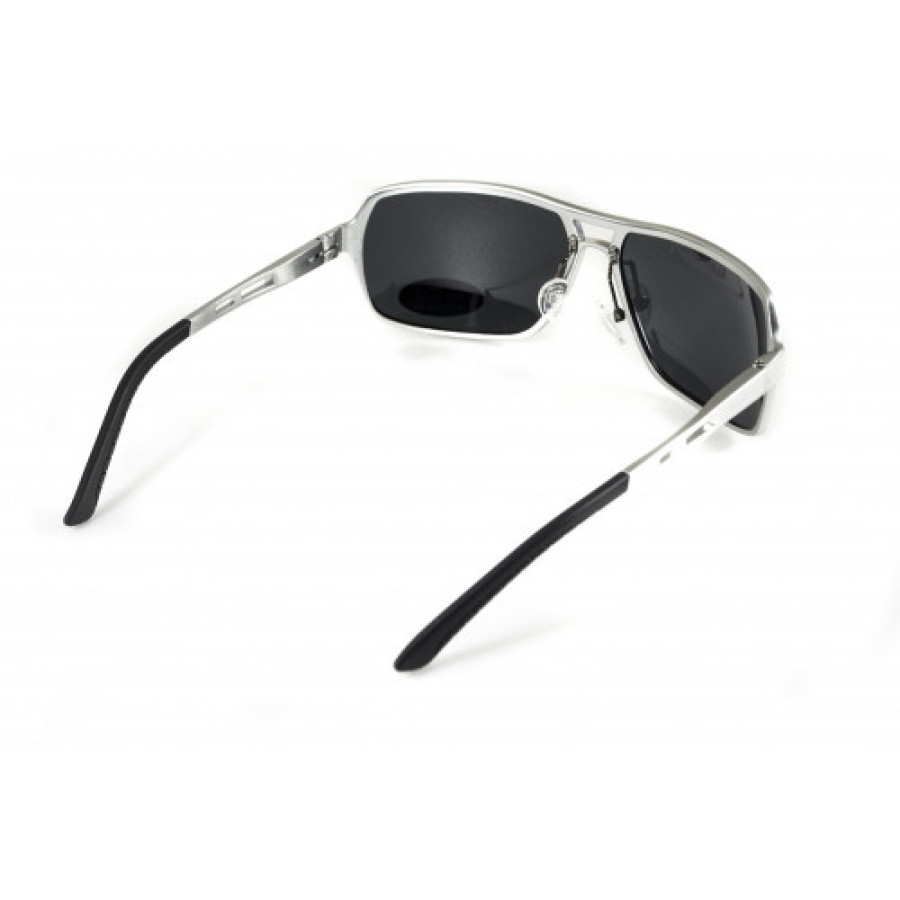 Окуляри поляризаційні BluWater Alumination-4 Silver Polarized (gray) чорні в сріблястій оправі