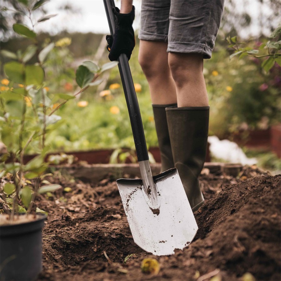 Лопата штыковая Fiskars Ergonomic