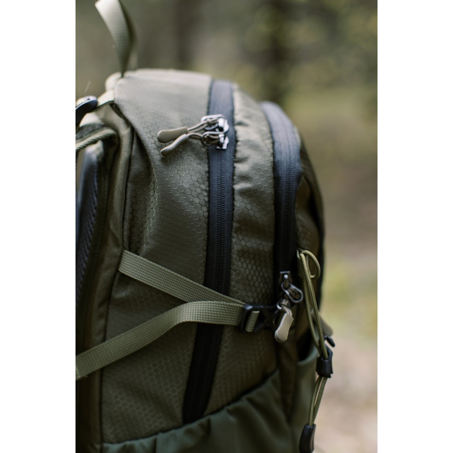 Рюкзак Tribe Urban 25 л T-IC-0022-olive