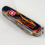 Ніж Victorinox Huntsman Zodiac 91мм,15функ ,Фантастичний дракон