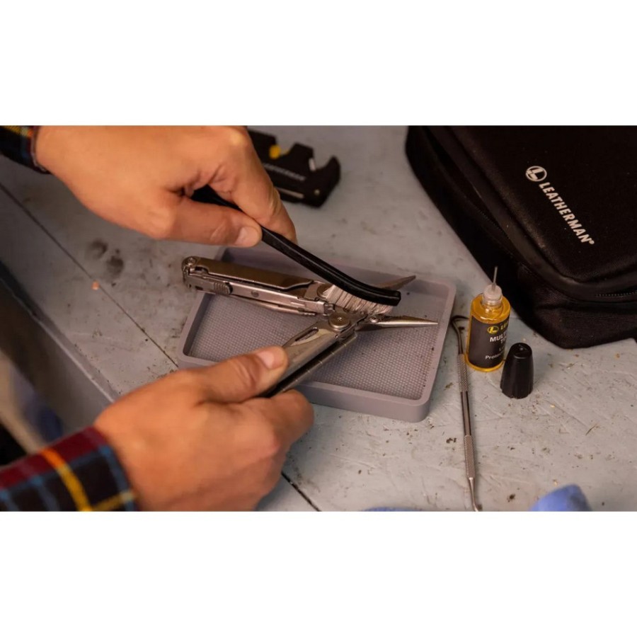 Комплект для обслуговування та зберігання інструментів Leatherman 833031