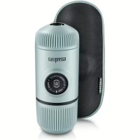 Портативна еспресо-кавоварка Wacaco Nanopresso блакитна з чохлом, механічна, для меленої кави