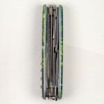 Ніж Victorinox Huntsman Zodiac 91мм,15функ ,Зелений дерев'яний дракон