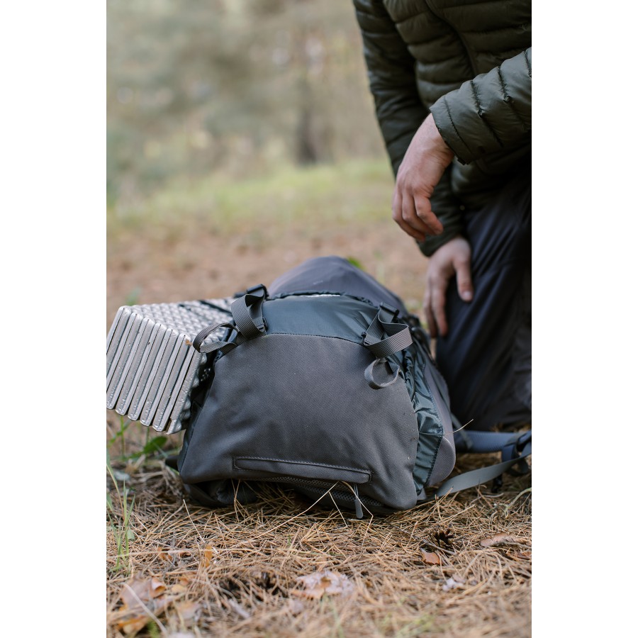 Рюкзак Tramp Trek 40 UTRP-057-grey