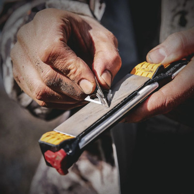 Точилка ручна Work Sharp Guided Field Sharpener 221